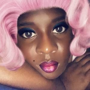 Meet your Posher, Ericka